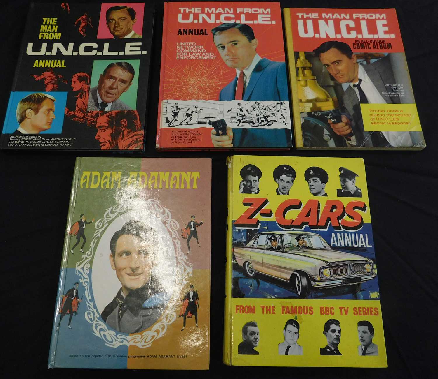 Lot 2 - THE MONKEES ANNUAL, Century 21, 1967, 4to,...