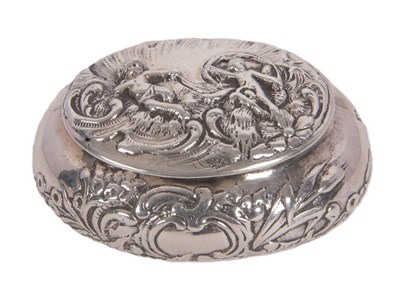 Lot 172 - An early 20th Century silver snuff box of oval...