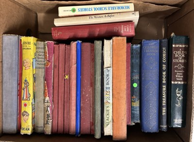 Lot 921 - ONE BOX: Mixed children's anthologies etc