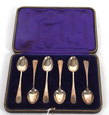 Lot 245 - A cased set of six silver Old English pattern...