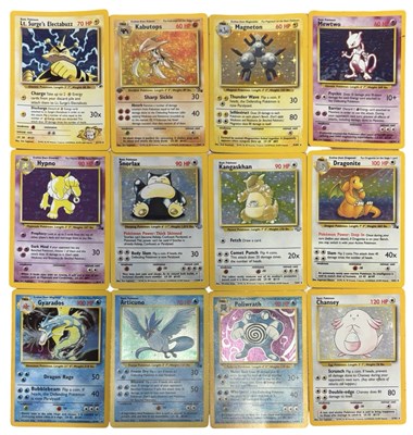 Lot 206 - POKEMON TCG 1999 first generation holographics:...