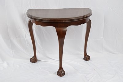 Lot 185 - 18th century oak rectangular side table,...