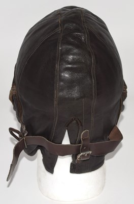 Lot 93 - Early Second World War Royal Airforce "B" Type...