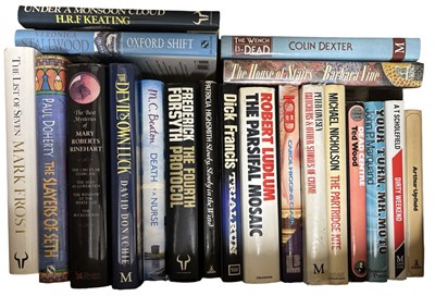 Lot 1012 - MODERN CRIME THRILLERS. Cloth back in the...