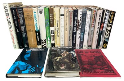 Lot 1010 - MODERN CRIME THRILLERS. Cloth back in the...