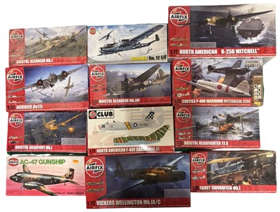 Lot 388 - A collection of boxed 1:72 scale aeroplane...