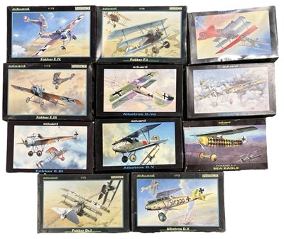 Lot 393 - A collection of boxed 1:72 scale aeroplane...