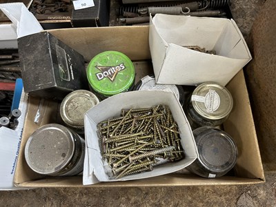 Lot 52 - Mixed Lot: Various sized screws, wood screws etc