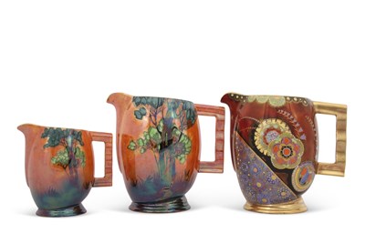 Lot 25 - A mixed lot of three Carlton ware Art Deco...