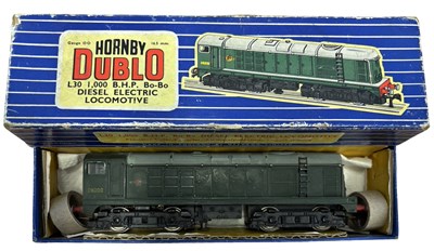 Lot 95 - A boxed 00 gauge Hornby Dublo L30 1,000 BHP Bo-...