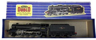 Lot 114 - A boxed Hornby Dublo 00 gauge 2-8-0 LT25 LMR...