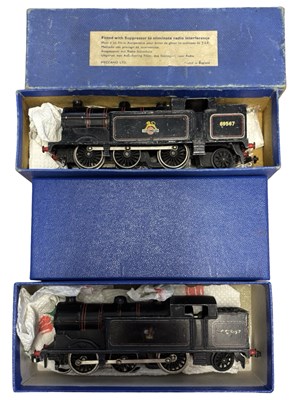 Lot 147 - A pair of Hornby Dublo 00 gauge locomotives in...