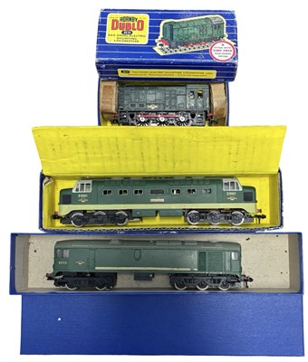Lot 157 - Three hornby Dublo 00 gauge diesel engines, to...