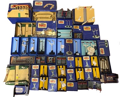 Lot 176 - A collection of various boxed Hornby Dublo...