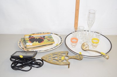 Lot 6 - Mixed Lot:  Various drinking glasses, albums...