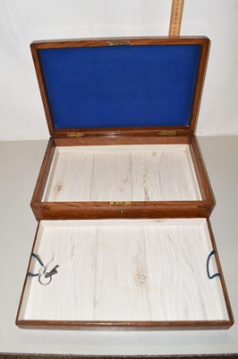 Lot 38 - An oak cutlery box