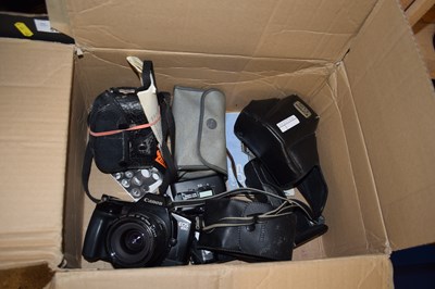 Lot 53 - Mixed Lot: Cameras to include Canon EOS650 and...