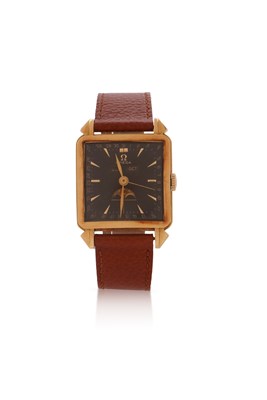 Lot 244 - An 18ct gold Omega Triple Date Moonphase...