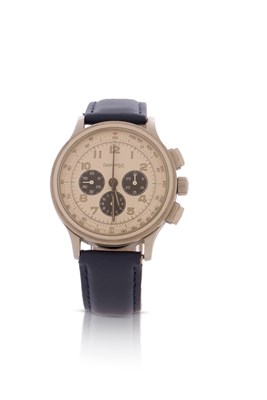 Lot 250 - An Eberhard & Co Aviograf gents chronograph...