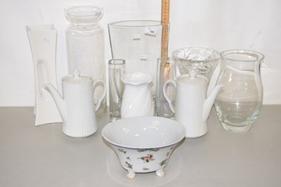 Lot 183 - Mixed Lot: Various glass vases and other items