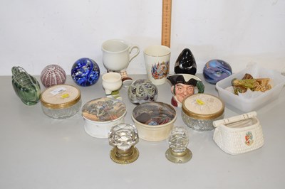 Lot 195 - Mixed Lot: Various paperweights, Pratt ware...
