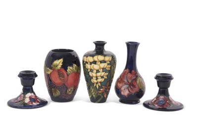 Lot 44 - A group of modern Moorcroft wares including a...