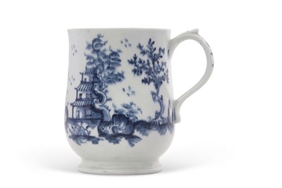 Lot 74 - A Lowestoft porcelain tankard circa 1765 with...