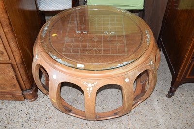 Lot 277 - Chinese hardwood and mother of pearl inlaid...
