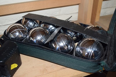 Lot 504 - A set of boule, cased