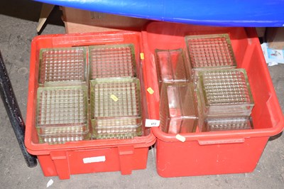 Lot 612 - Quantity of glass bricks