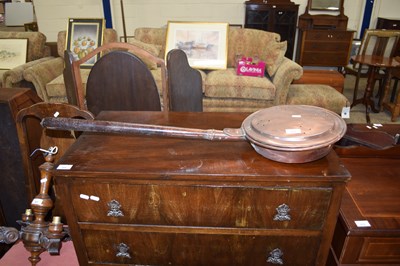 Lot 409 - VICTORIAN COPPER BED WARMING PAN