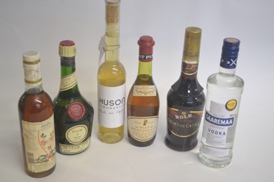 Lot 273 - A mixed lot to include Benedictine, Melba...