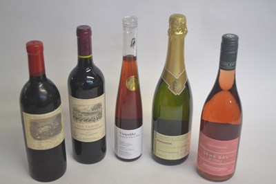 Lot 274 - A mixed lot to include Los Vascos Rothschild...