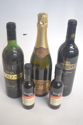 Lot 270 - A mixed lot to include Lagunilla Gran Reserva...