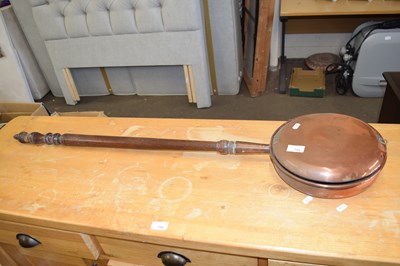 Lot 759 - Copper bed warmer