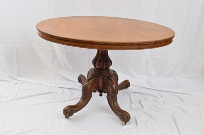 Lot 242 - Victorian oak loo table, the oval top...