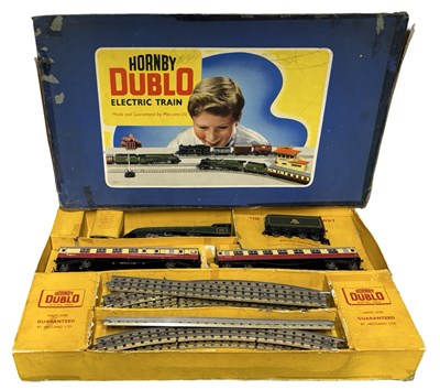 Lot 14 - A boxed Hornby Dublo 00 gauge EDP15 Silver...
