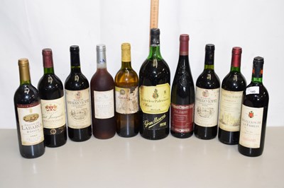 Lot 140 - Ten bottles of assorted wines