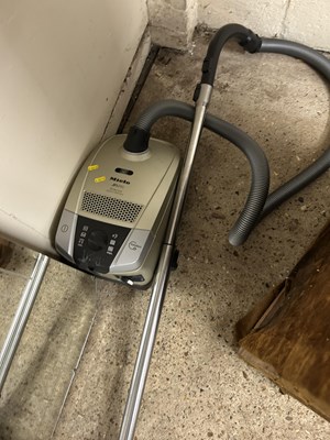 Lot 357A - Meile S6290 hoover
