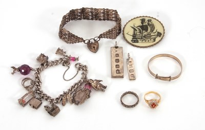 Lot 254 - A quantity of silver jewellery, to include a...