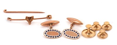 Lot 202 - A mixed lot: to include a pair of oval...
