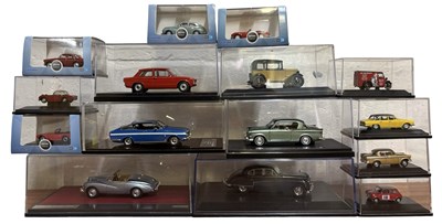 Lot 265 - A collection of various cased British Heritage...