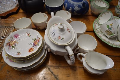 Lot 229 - QUANTITY OF ROYAL CROWN DERBY FLORAL DECORATED...
