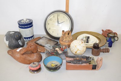 Lot 166 - Mixed Lot: Modern decoy ducks, wall clock and...