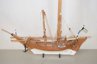 Lot 199 - Model boat
