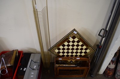 Lot 676 - MIXED LOT : CD RACK, CHESS BOARD, MAGAZINE...