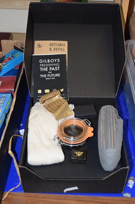 Lot 535 - A Gilroys bees wax set
