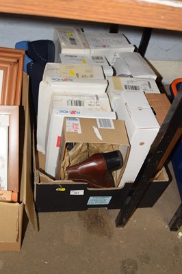 Lot 591 - Assorted shoes and footwear