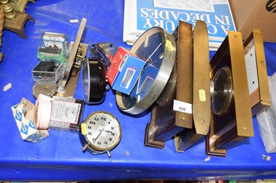 Lot 608 - Assorted clocks