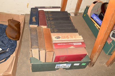 Lot 723 - Books to include Churchill's The Second World...